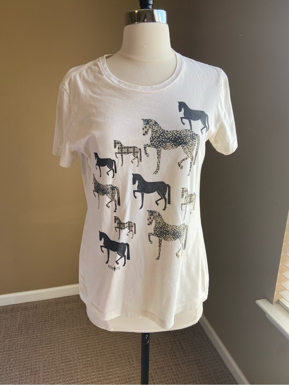 Kerrits Cream‎ Graphic Horse Print Cotton Tee- Medium - Horse Riding, Equestrian